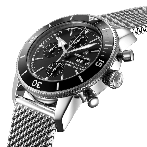 a13313121b1a1-superocean-heritage-chronograph-44-three-quarter