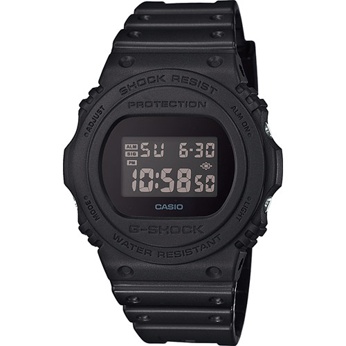 CASIO DW-5750E-1BER